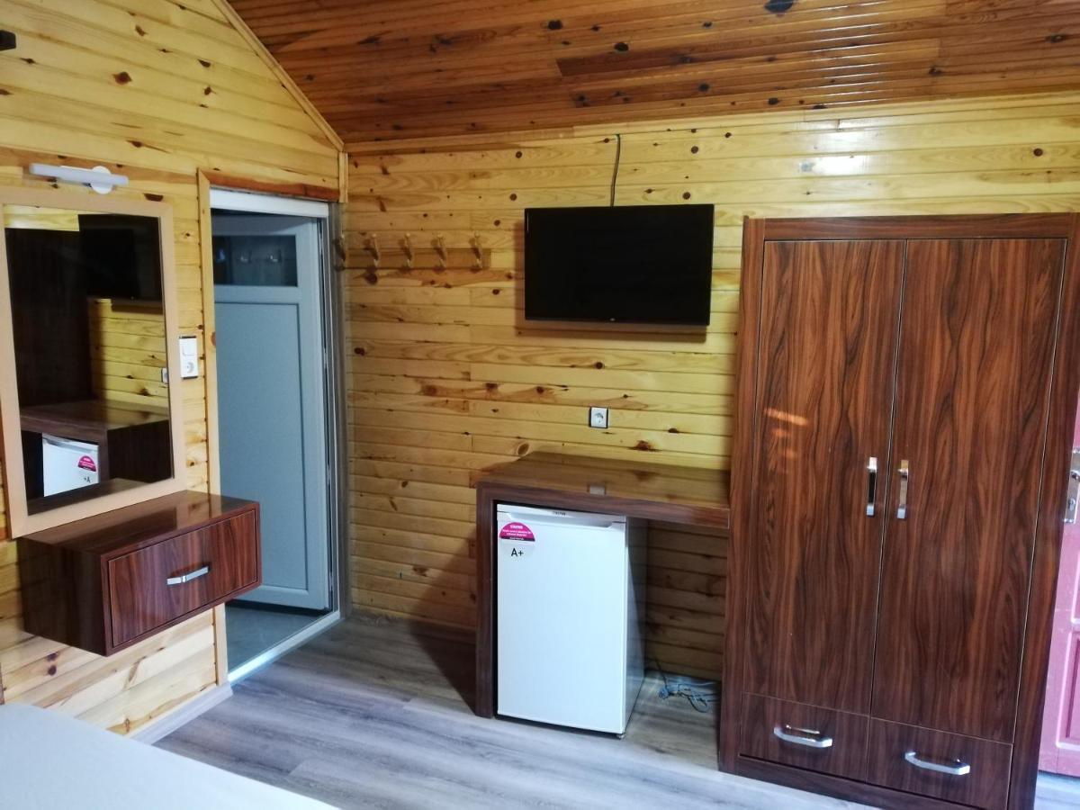 Ugur Pansiyon Bungalows Çıralı 外观 照片